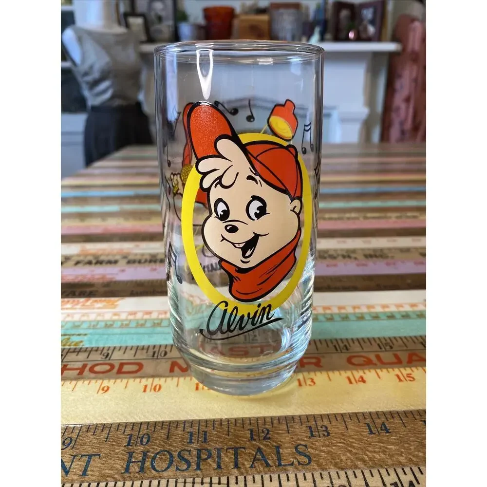 VINTAGE Muppets Jim Henson Alvin Chipmunk Lot of 2 Tall Glasses